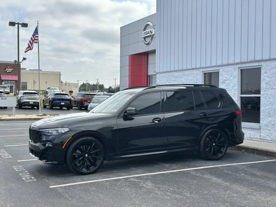2022 Bmw X7 M50i photo 1