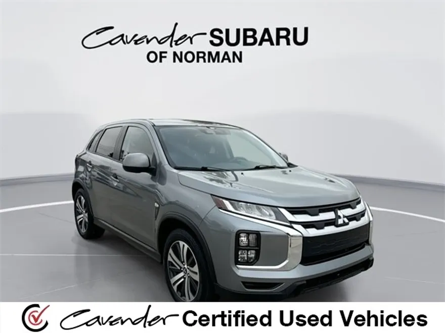2024 Mitsubishi Outlander Sport SE photo 1