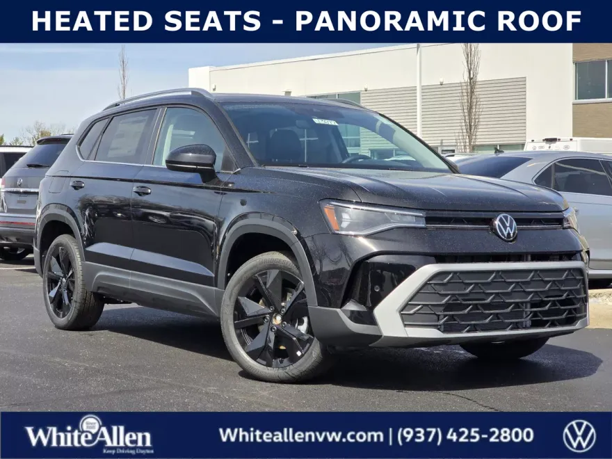 2025 Volkswagen Taos SE photo 1