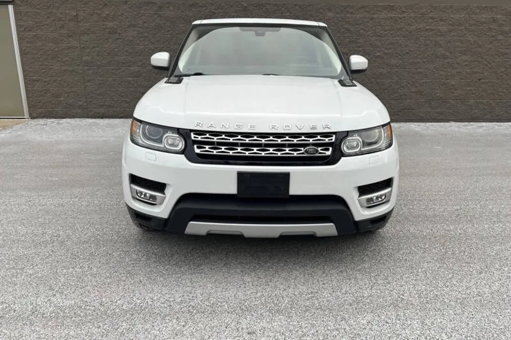 2016 Land Rover Range Rover Sport HSE photo 1