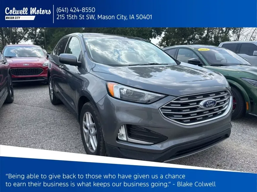 2022 Ford Edge SEL photo 1