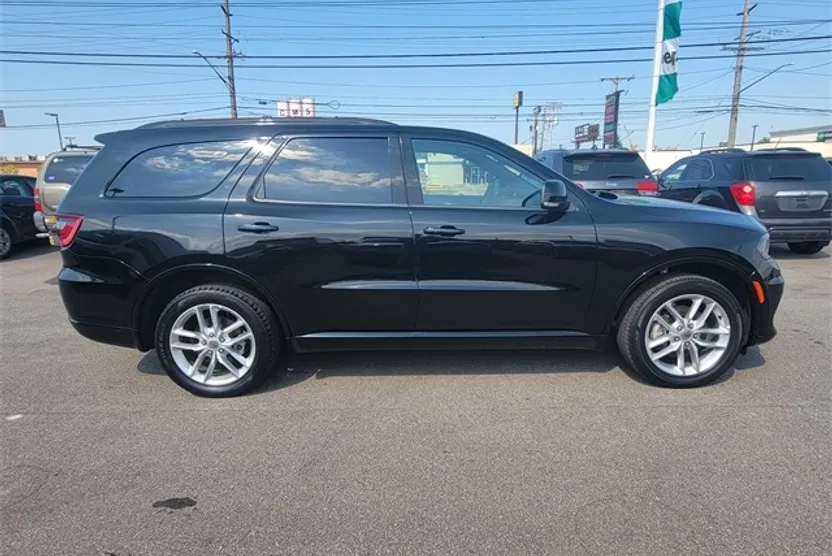 2023 Dodge Durango GT Plus photo 1