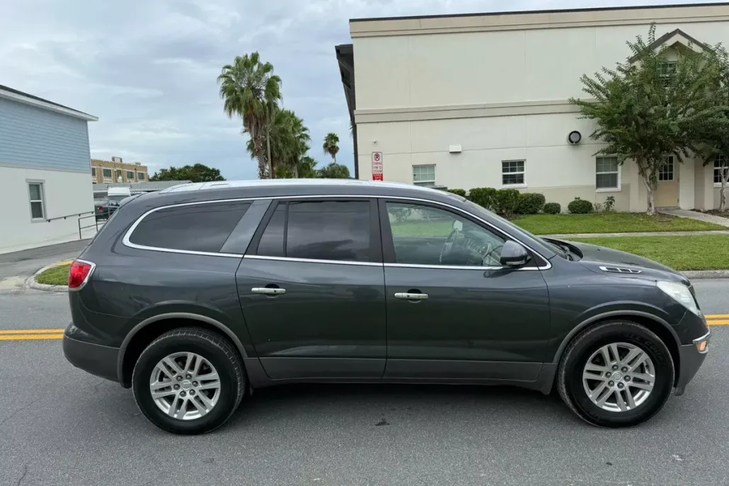 2012 Buick Enclave Sport photo 1