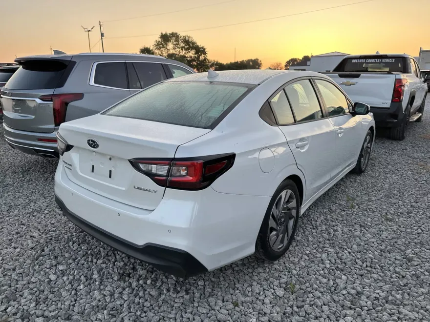 2023 Subaru Legacy Limited photo 1