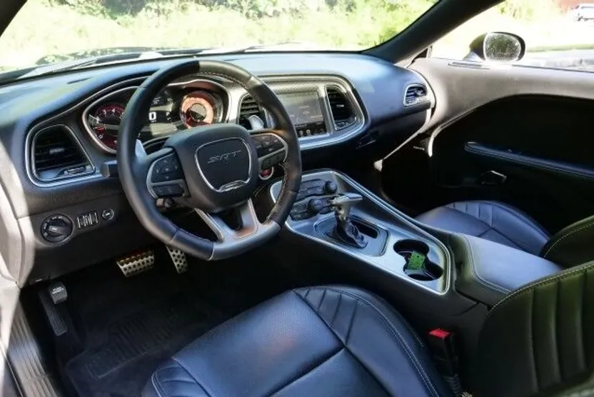 2016 Dodge Challenger SRT8 Hellcat photo 1