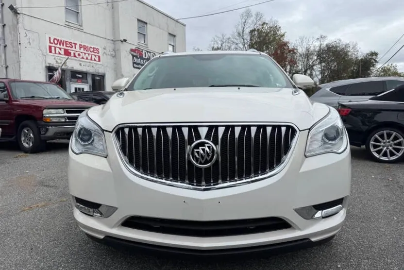 2013 Buick Enclave Leather photo 1