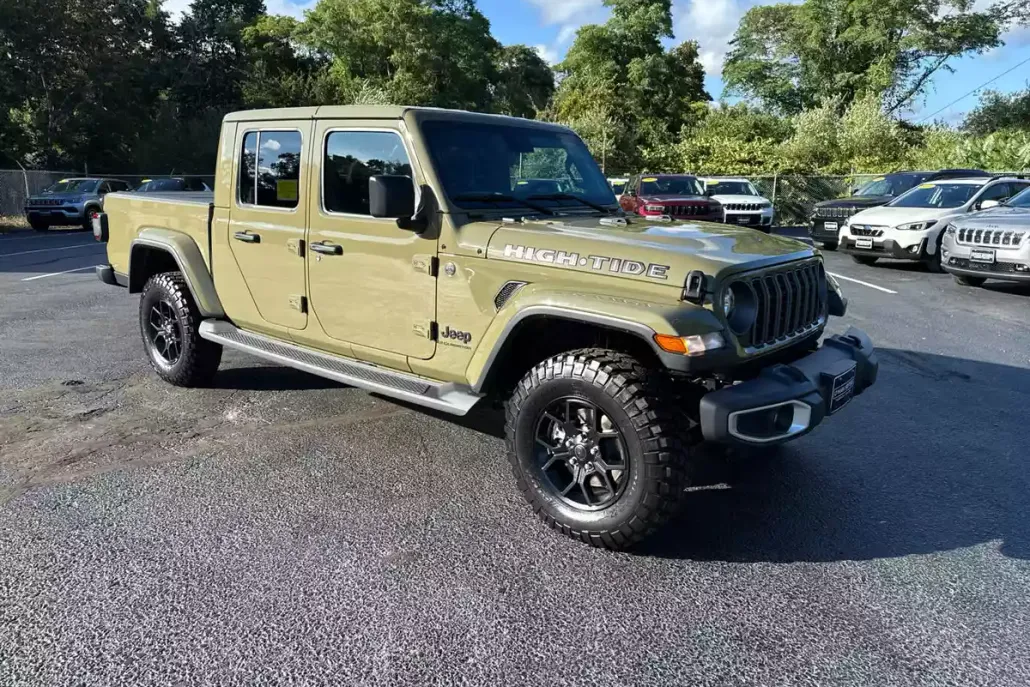 2025 Jeep Gladiator Sport photo 1