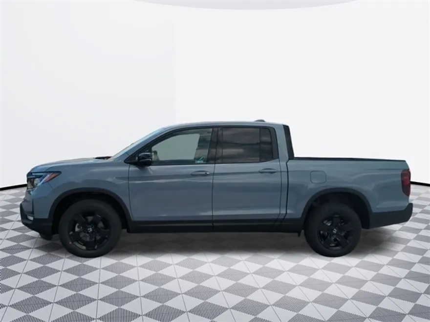 2025 Honda Ridgeline Black Edition photo 1