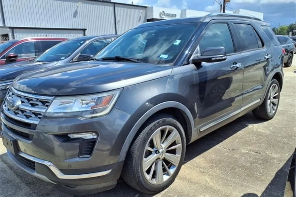 2018 Ford Explorer Limited photo 1