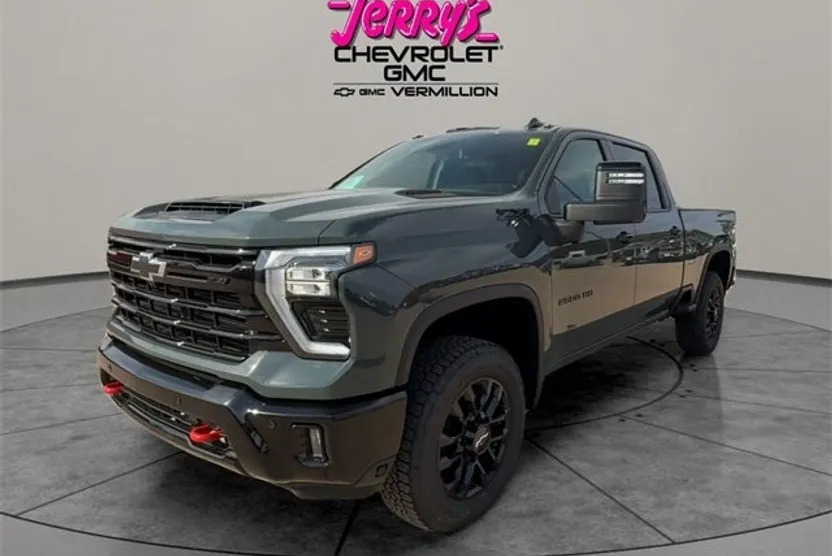 2026 Chevrolet Silverado 2500HD LTZ photo 1