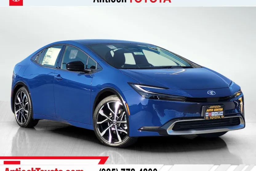 2026 Toyota Prius Plug-in Hybrid XSE photo 1