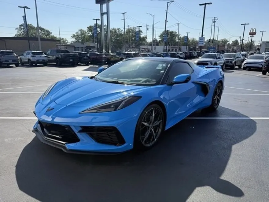 2022 Chevrolet Corvette Stingray 2LT photo 1