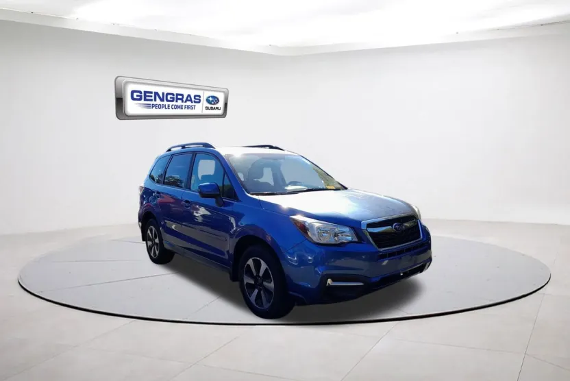 2017 Subaru Forester 2.5i Premium photo 1