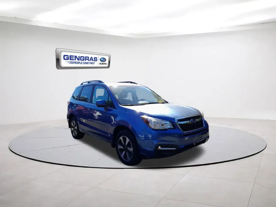 2017 Subaru Forester 2.5i Premium photo 1