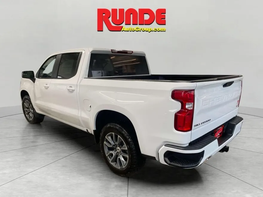 2026 Chevrolet Silverado 1500 RST photo 1