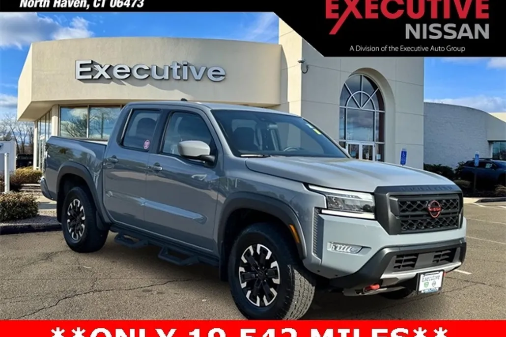 2024 Nissan Frontier photo 1