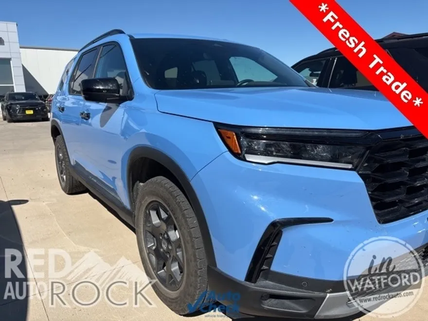 2024 Honda Pilot TrailSport photo 1