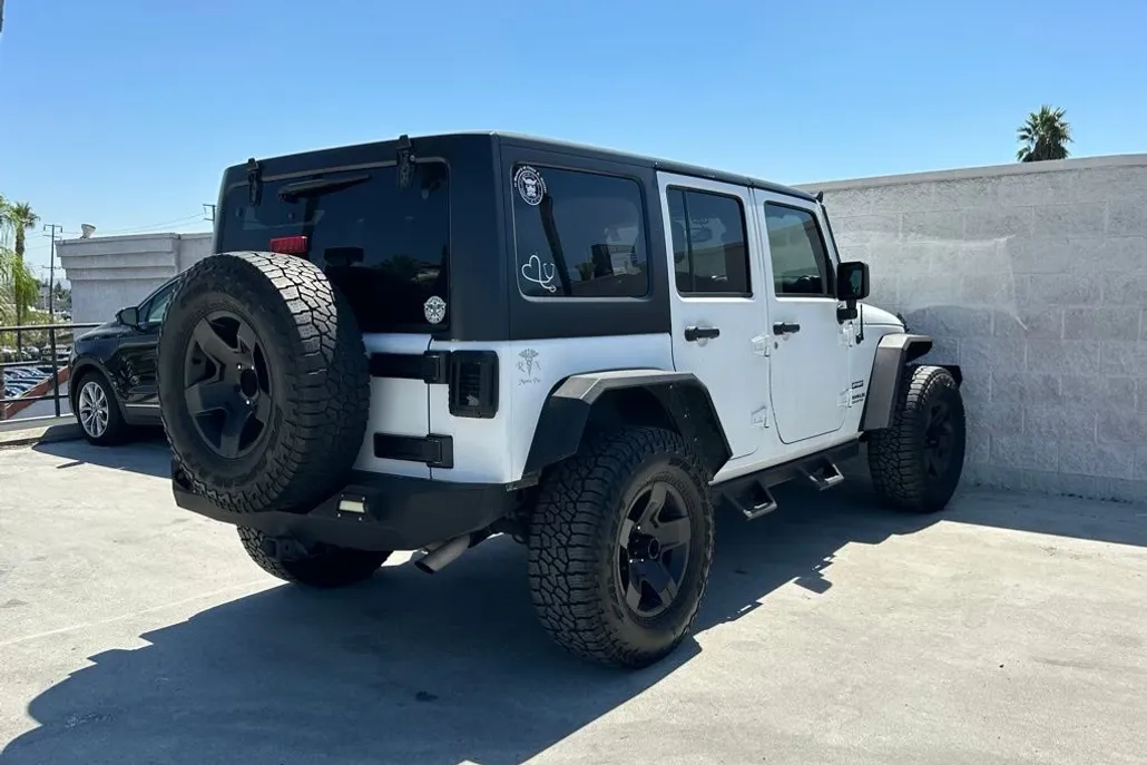 2017 Jeep Wrangler Unlimited Sport photo 1