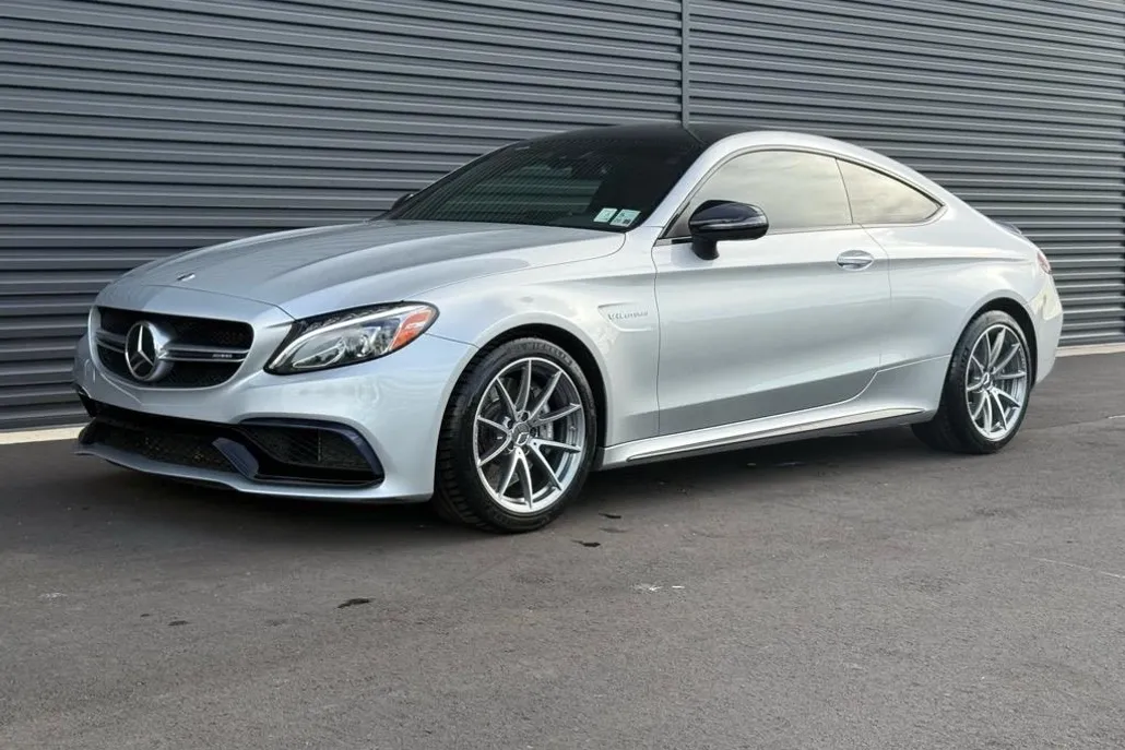 2018 Mercedes Benz C AMG 63 photo 1