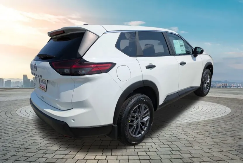 2026 Nissan Rogue S photo 1