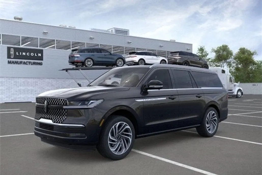 2025 Lincoln Navigator L Reserve photo 1