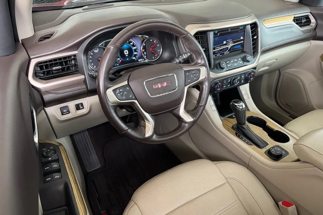 2018 Gmc Acadia Denali photo 1