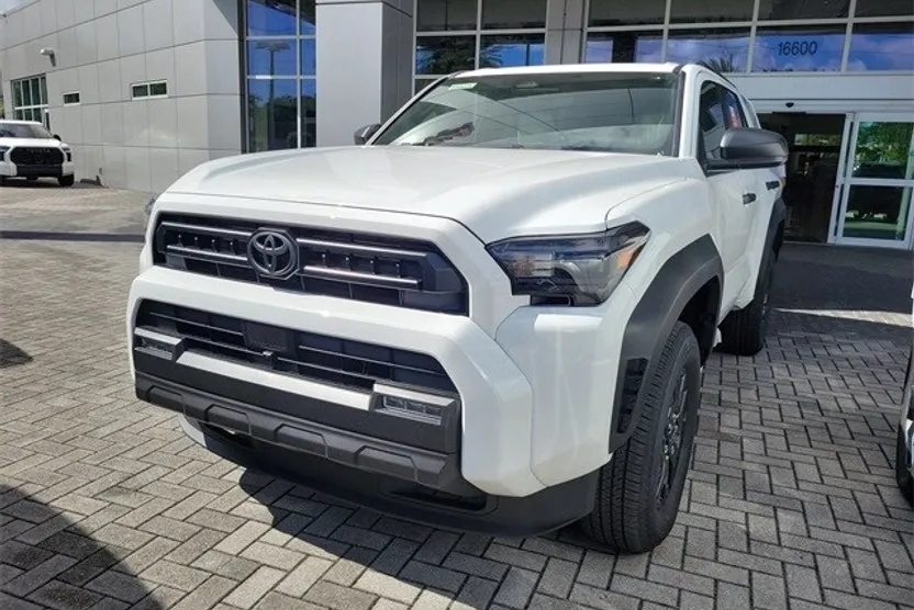 2025 Toyota 4Runner SR5 photo 1