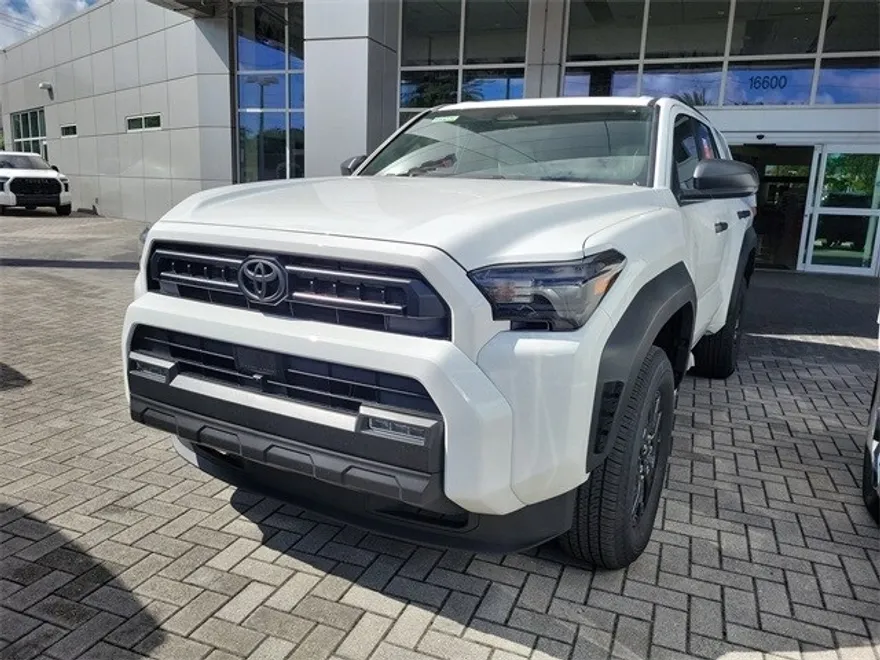 2025 Toyota 4Runner SR5 photo 1