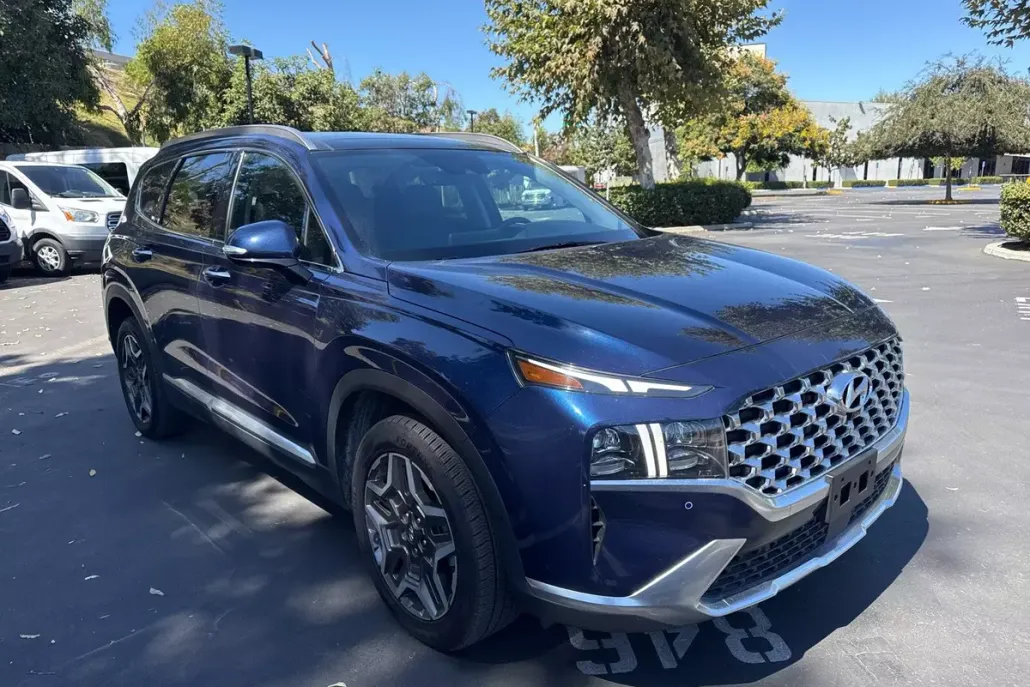 2023 Hyundai Santa Fe Limited photo 1