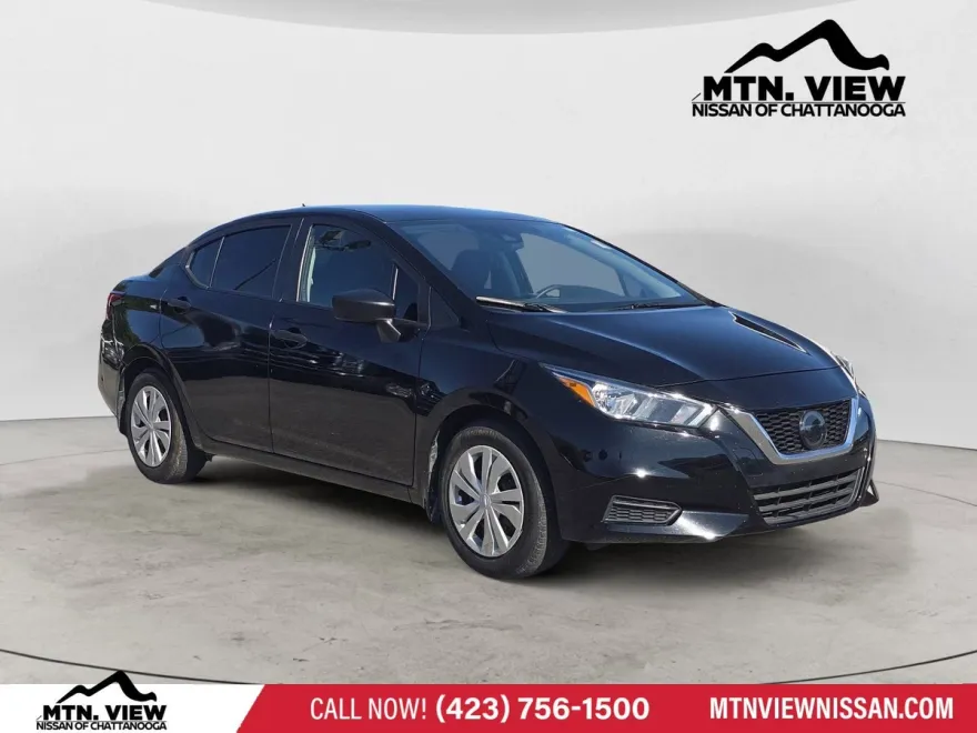 2021 Nissan Versa S photo 1