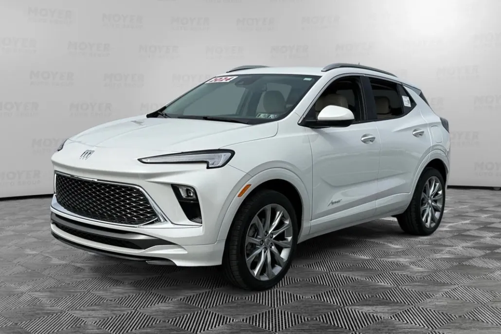 2024 Buick Encore GX Avenir photo 1