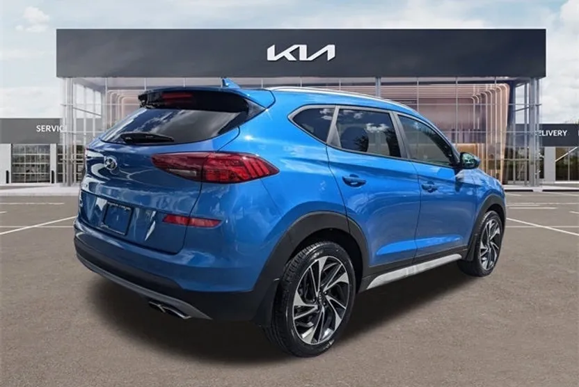 2020 Hyundai Tucson Sport photo 1