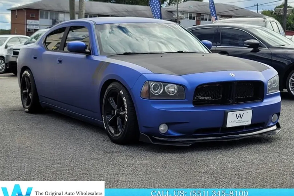 2010 Dodge Charger R/T photo 1