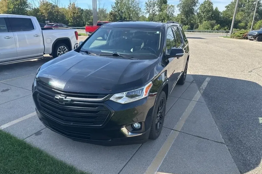 2018 Chevrolet Traverse Premier photo 1