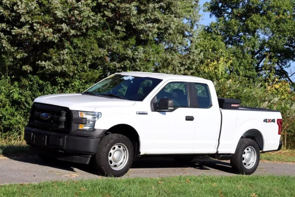 2017 Ford F-150 XL photo 1