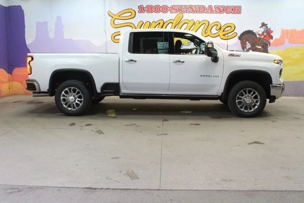 2024 Chevrolet Silverado 2500HD LTZ photo 1