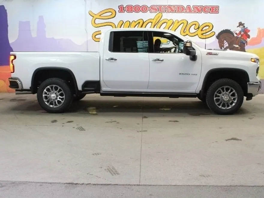 2024 Chevrolet Silverado 2500HD LTZ photo 1