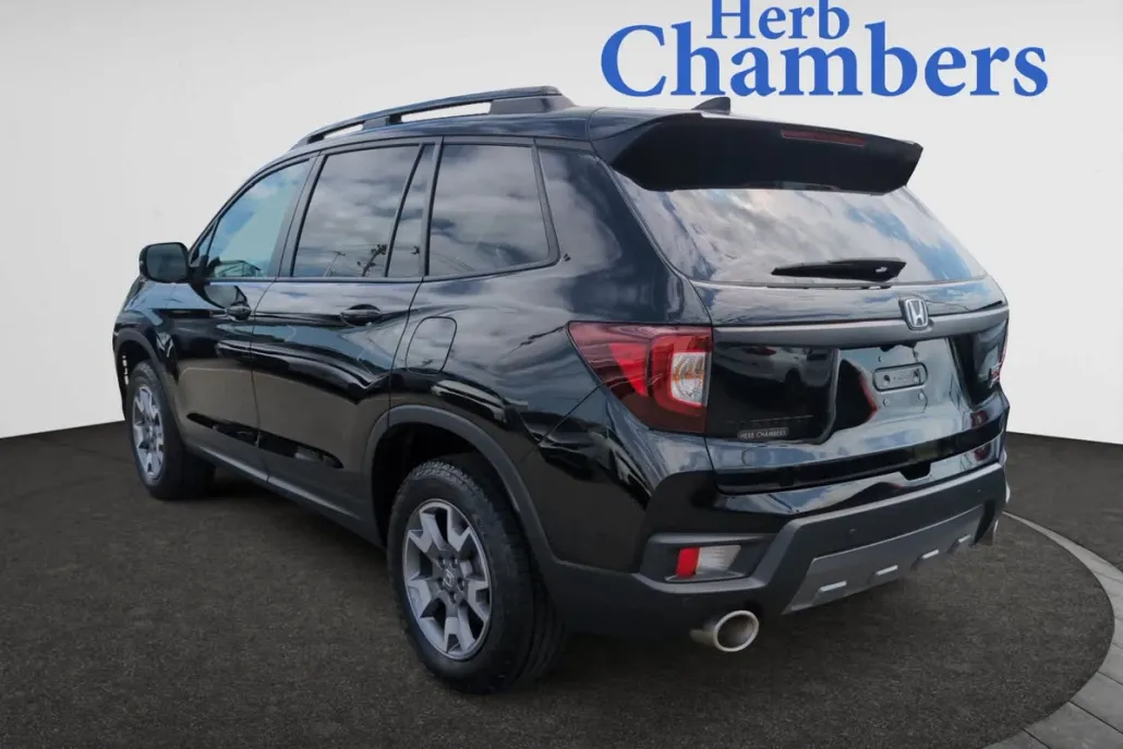 2023 Honda Passport TrailSport photo 1
