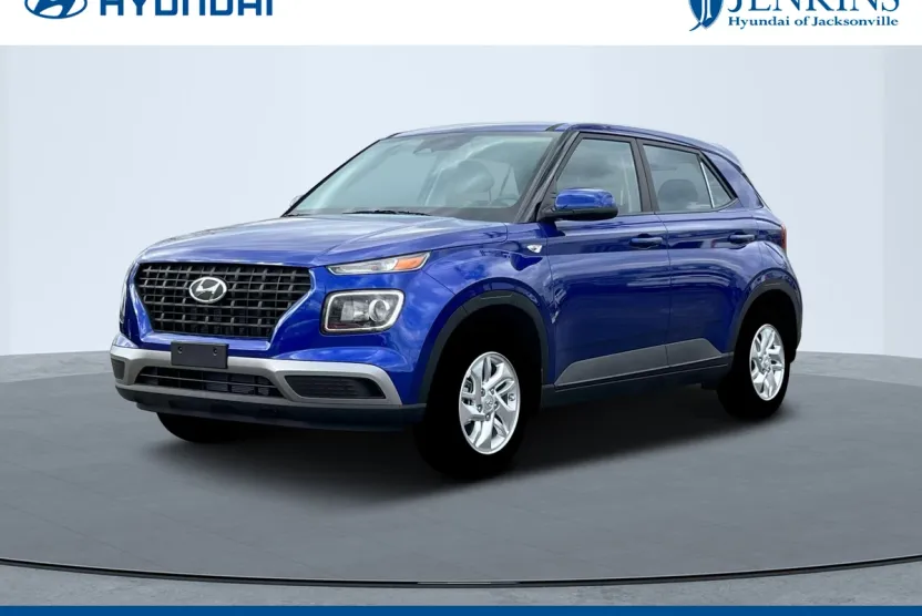 2025 Hyundai Venue SE photo 1