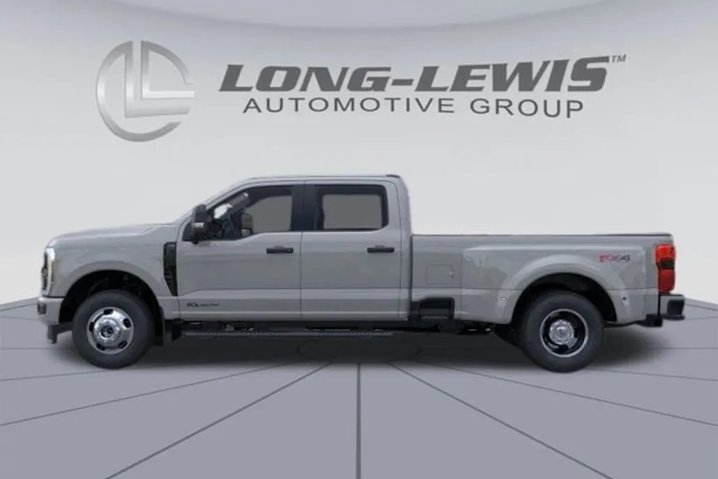 2026 Ford F-350 photo 1