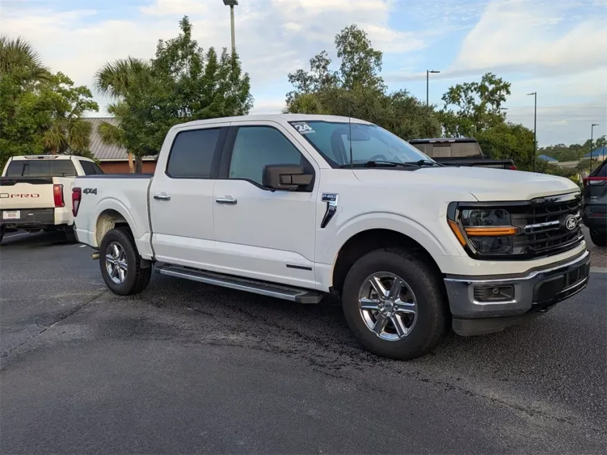 2024 Ford F-150 XLT photo 1