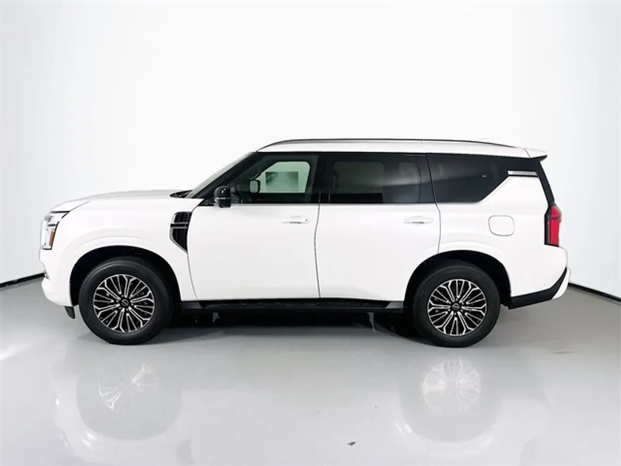 2025 Nissan Armada Platinum photo 1