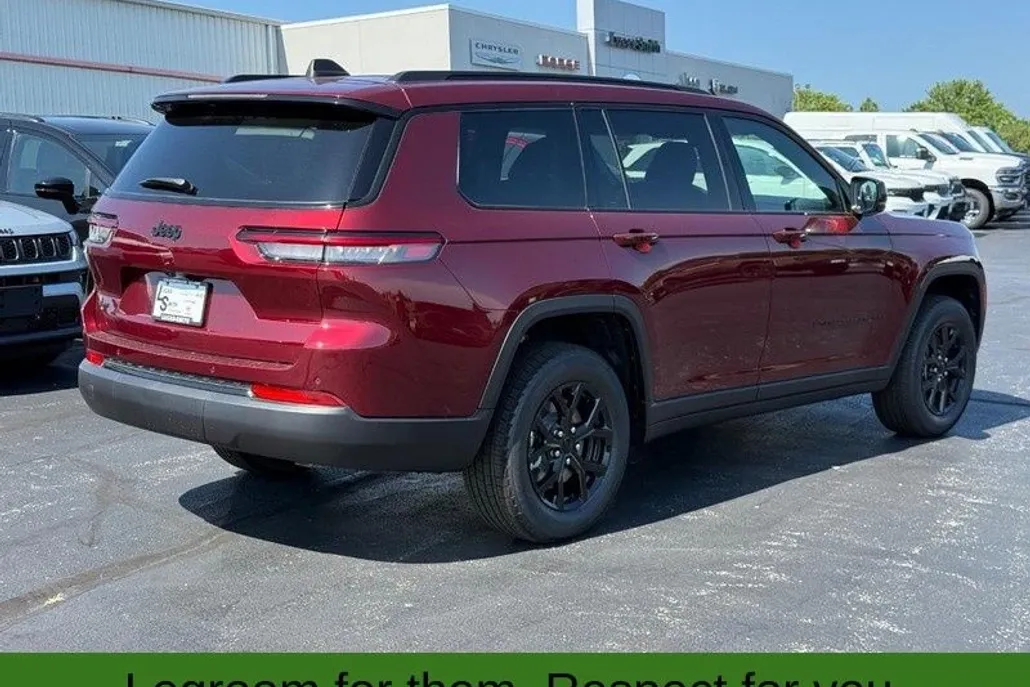 2025 Jeep Grand Cherokee Altitude X photo 1