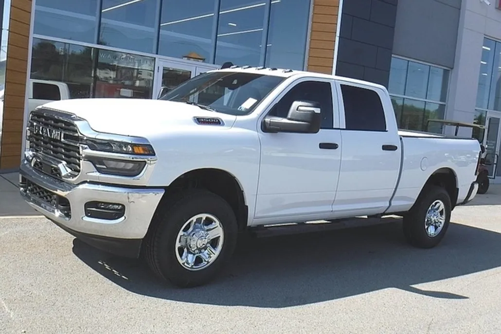 2026 Ram 3500 Tradesman photo 1