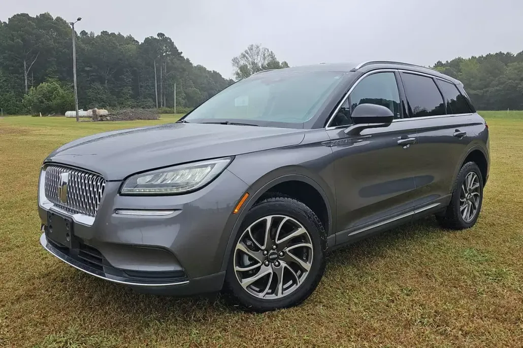 2021 Lincoln Corsair Standard photo 1