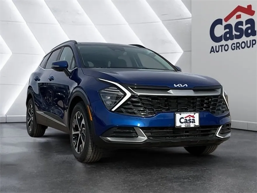 2025 Kia Sportage EX photo 1