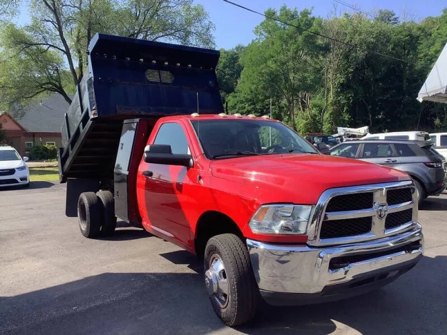 2016 Ram 3500 photo 1