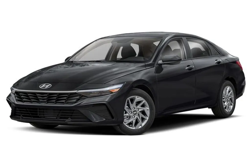 2024 Hyundai Elantra SEL photo 1