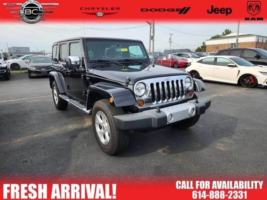 2013 Jeep Wrangler Unlimited Sahara photo 1