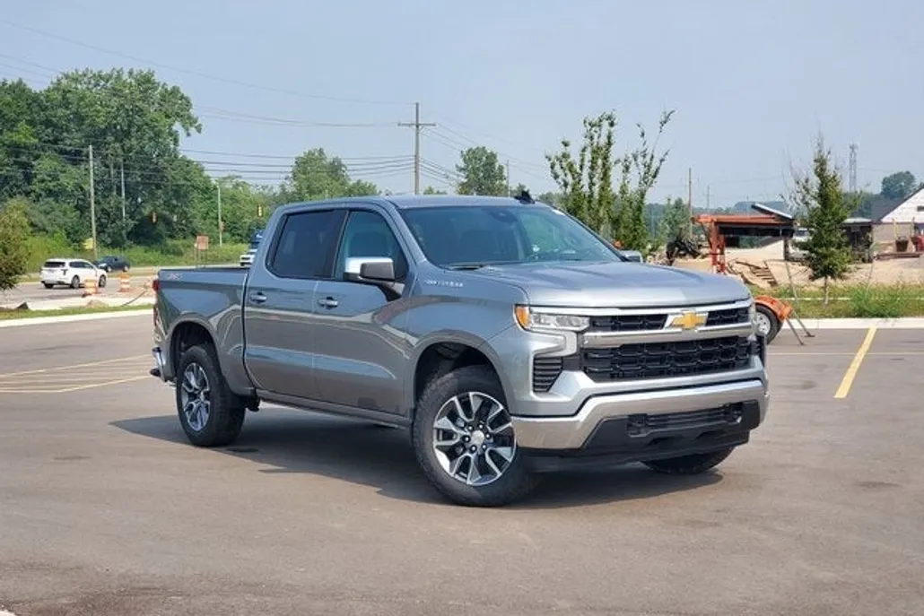 2026 Chevrolet Silverado 1500 LT photo 1